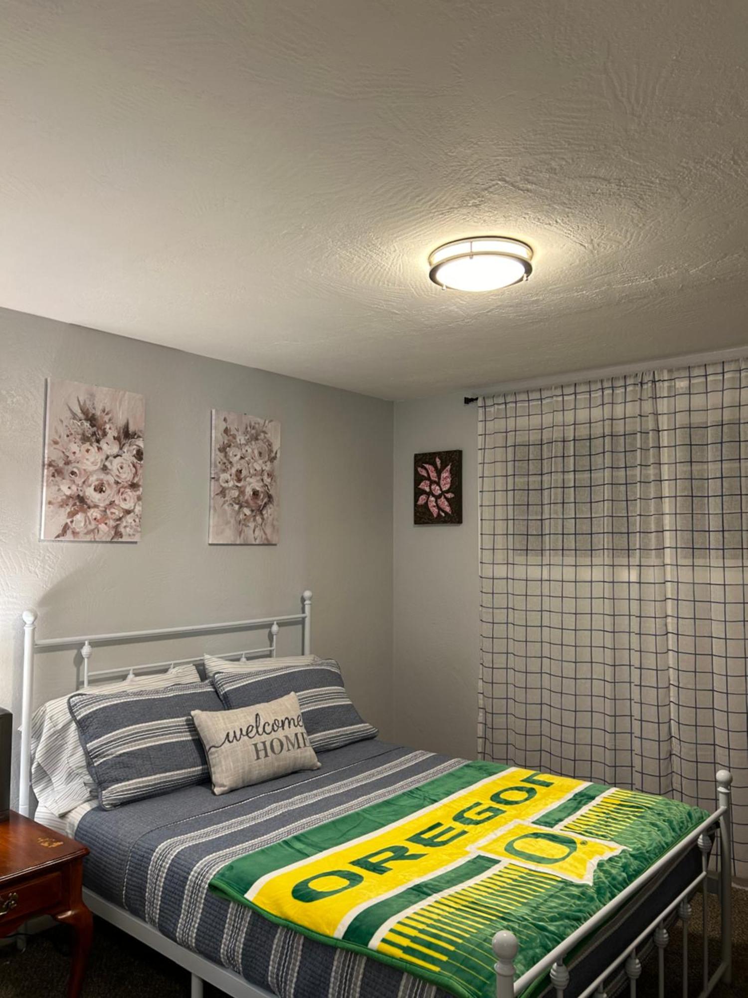 Emerald City 3 Bedroom 1 Bath Home Eugene Exterior foto